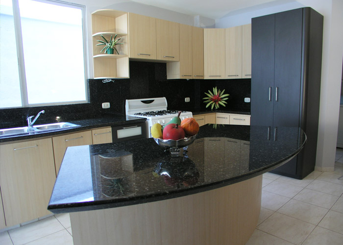 CONBAQUERIZO HOMES-ACABADOS